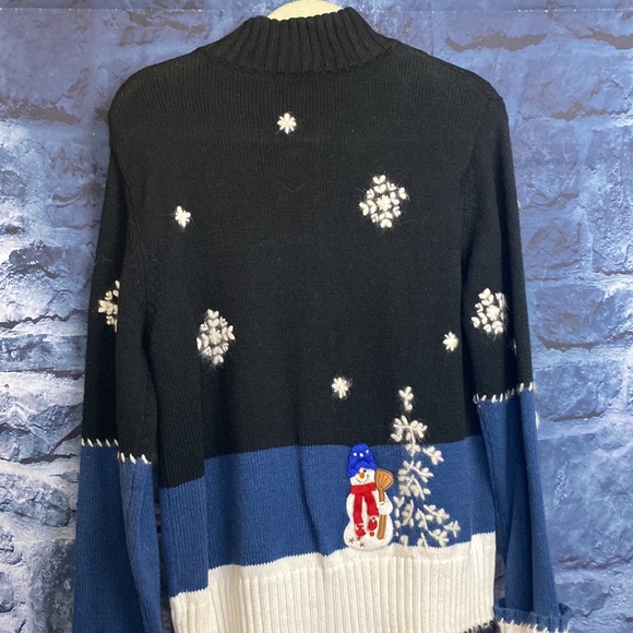 Christmas Snowman Colorblock Fuzzy Snowflake Sweater - Picture 12 of 14